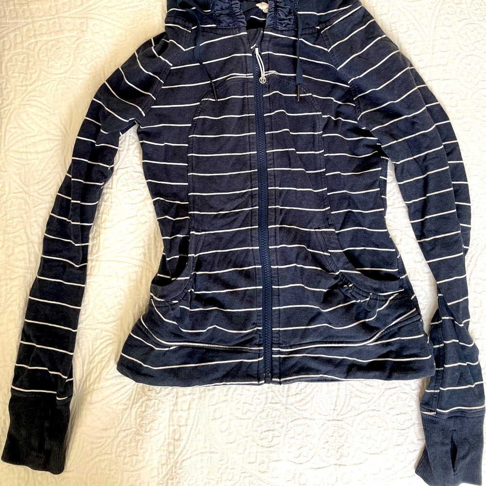 Lululemon ruffle hooded jacket